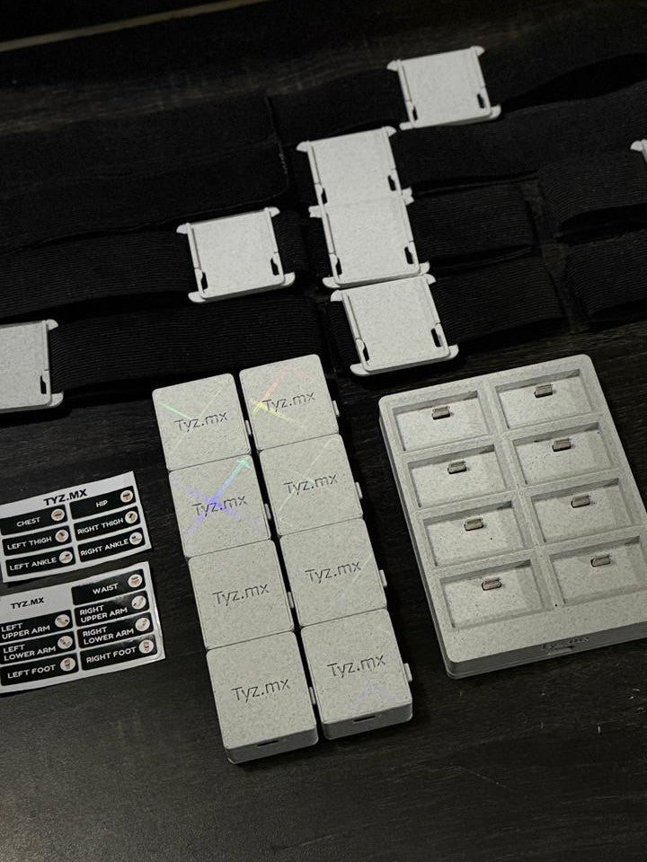 SlimeVR LSM6DSV 8 Trackers con Base de Carga